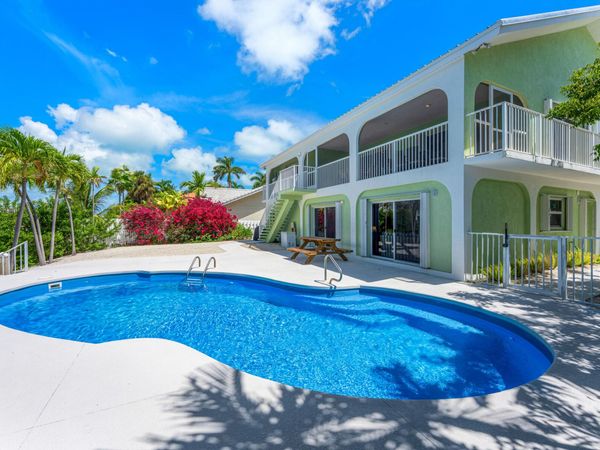 285 13Th Street, KEY COLONY, FL 33051