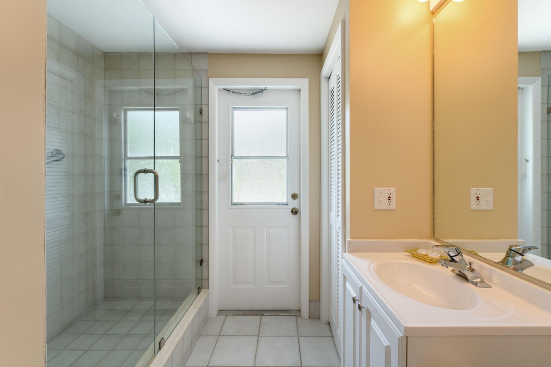 285 13th Street, Key Colony, FL 33051 Photo