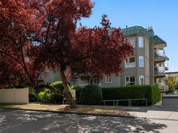 2520 Wark St , Unit #212, Victoria, BC V8T 5G6