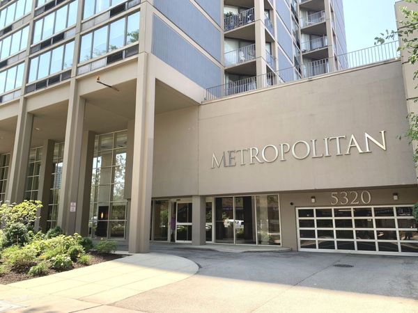 5320 N SHERIDAN Road, Unit 611, Chicago, IL 60640