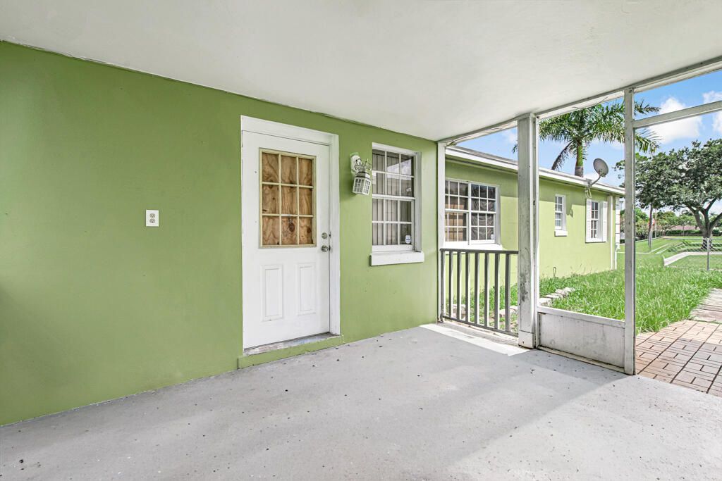 3565 S Jog Road, Greenacres, FL 00000 Photo