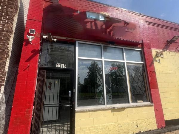 1116 W North AVENUE, Milwaukee, WI 53205