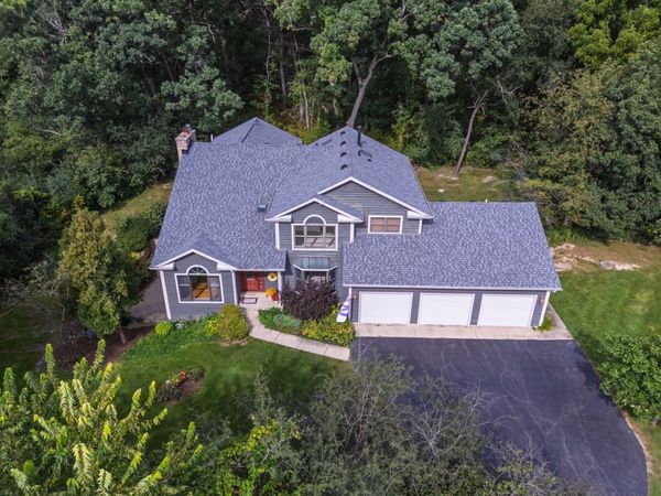 117 Stone Marsh Lane, North Barrington, IL 60010