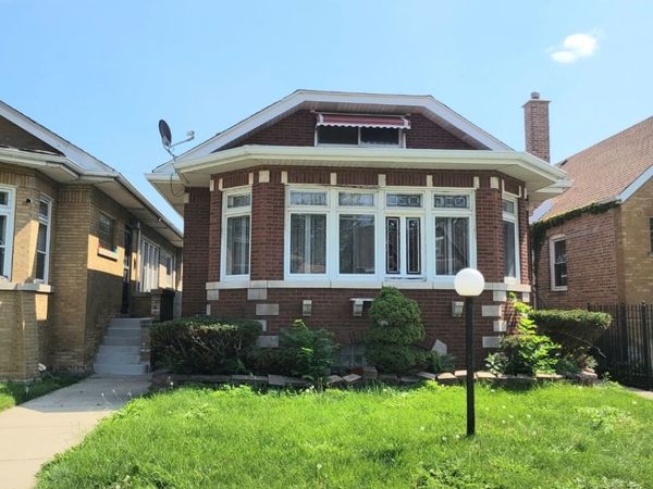 7653 S Honore Street , Chicago, IL 60620