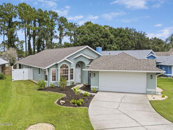 3936 Saint Armens Circle , Melbourne, FL 32934
