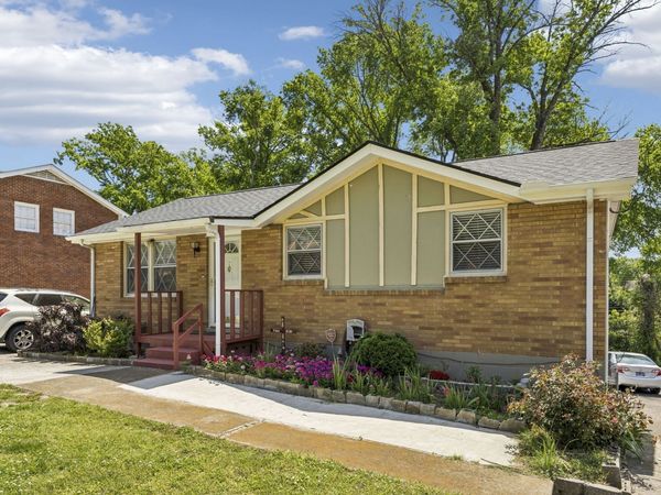 261 Eisenhower Dr, Nashville, TN 37211