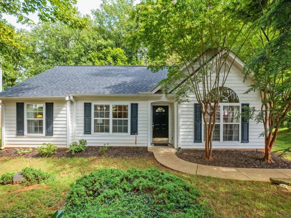 2671 POWELL CREEK DR, Charlottesville, VA 22911