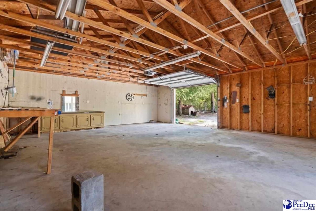 119 Alabama Dr Photo 4