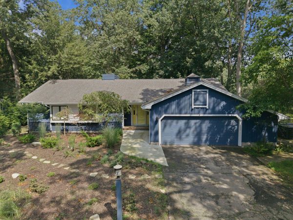 4089 Birchmont Trail, Michiana, MI 49117