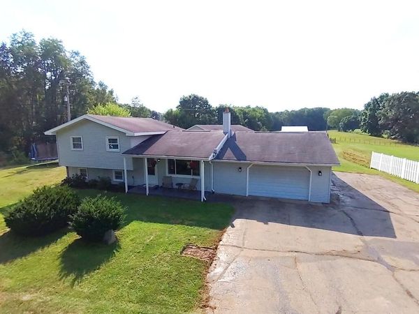 5773 M 66, East Leroy, MI 49051
