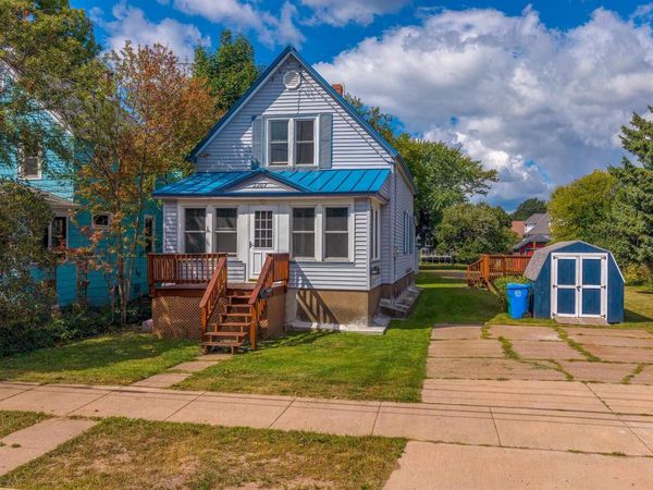 2207 & 2209 Presque Isle Avenue, Marquette, MI 49855