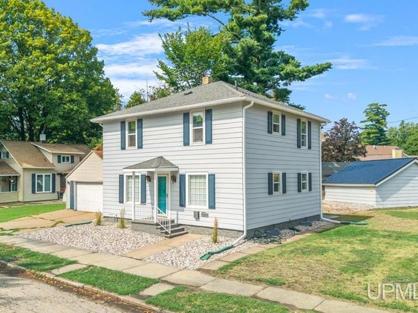 420 Fulton Street, Kingsford, MI 49802