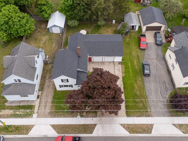 218 N Houghton Avenue, Manistique, MI 49854
