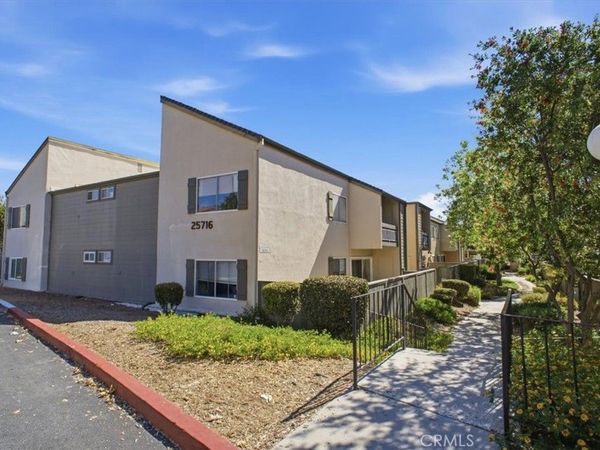 25716 Player, Unit T6, Valencia, CA 91355
