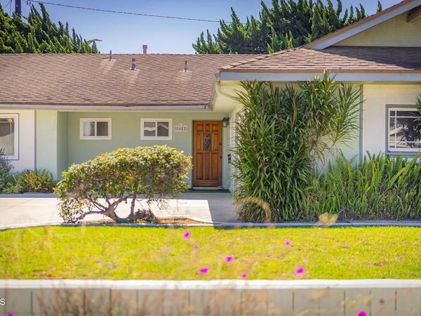 8482 Wesham Street, Ventura, CA 93004