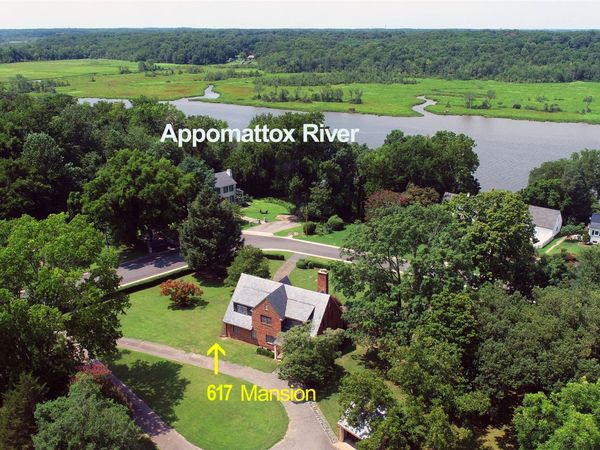 617 Mansion Drive , Hopewell, VA 23860