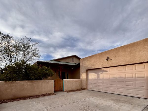 6755 Camino Carlita , Santa Fe, NM 87507