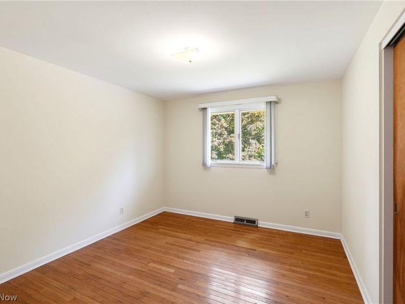 1373 Bell Road, Chagrin Falls, OH 44022 Photo 16