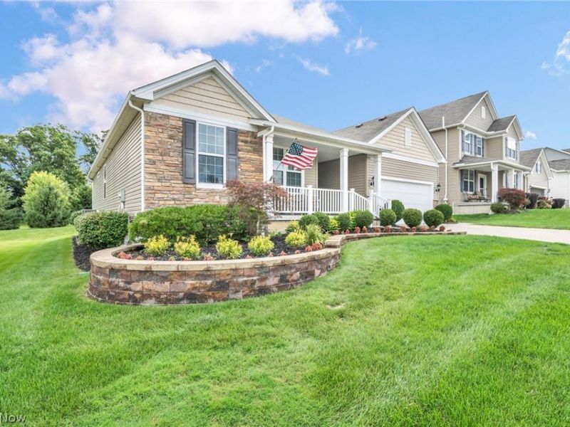 8139 Castleton Drive, Mentor, OH 44060 Photo 2