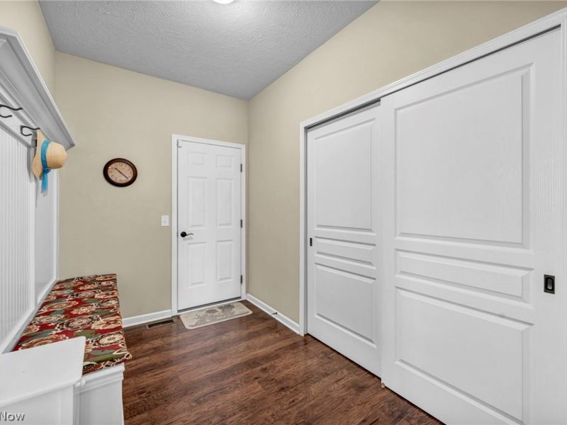 8139 Castleton Drive, Mentor, OH 44060 Photo 24
