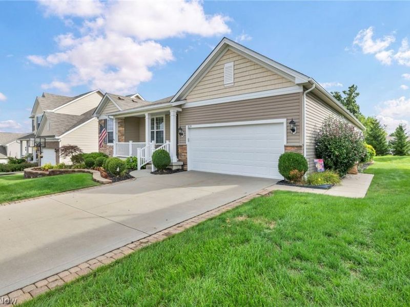 8139 Castleton Drive, Mentor, OH 44060 Photo 3
