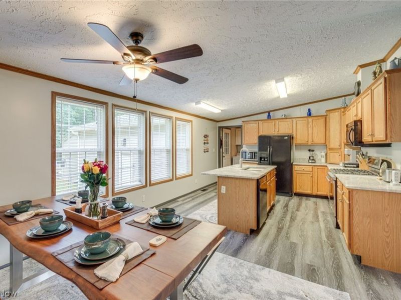 5249 New London Road, Geneva, OH 44041 Photo 18
