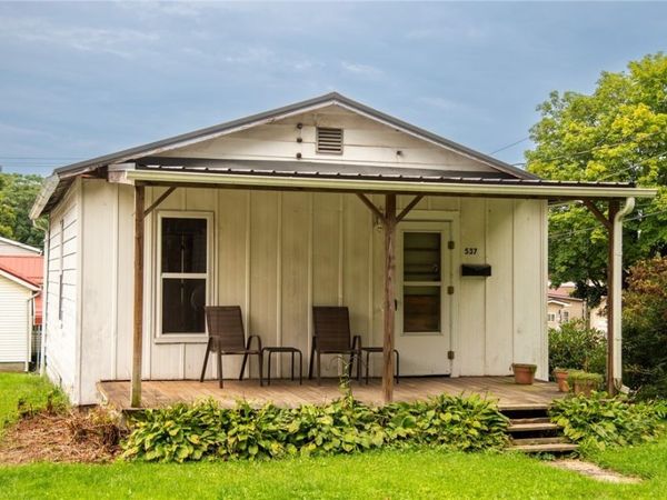 537 N 16th Street , Coshocton, OH 43812