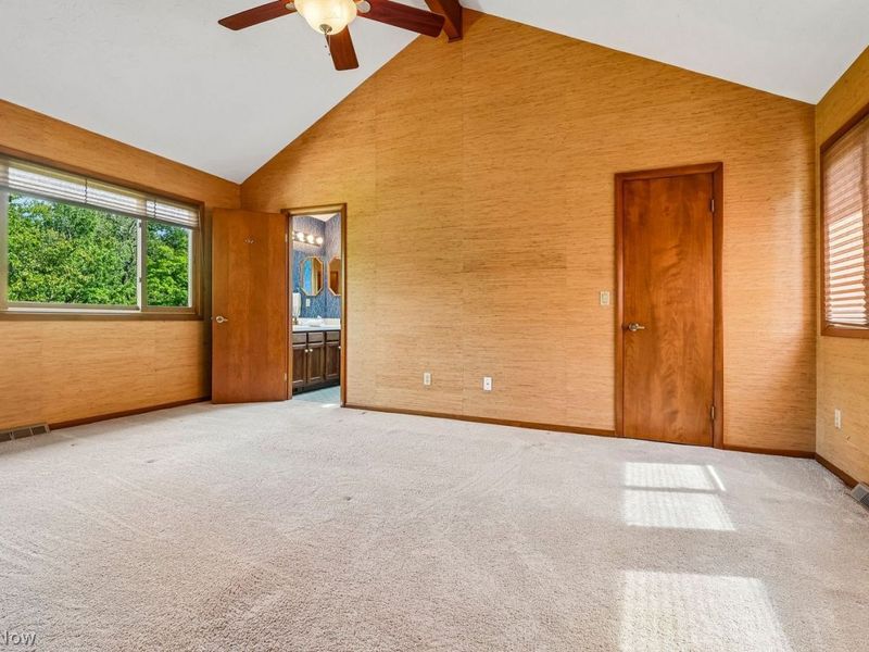 7045 Pinehill Road, Concord Township, OH 44077 Photo 14