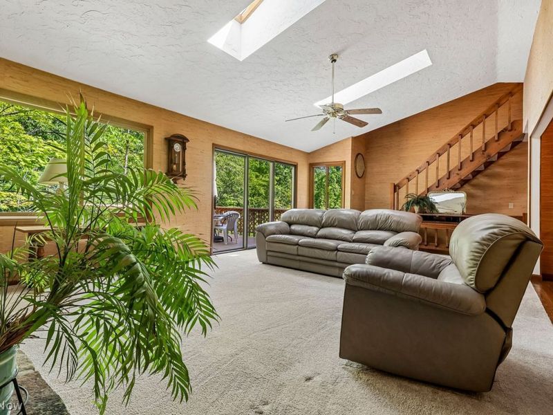 7045 Pinehill Road, Concord Township, OH 44077 Photo 5