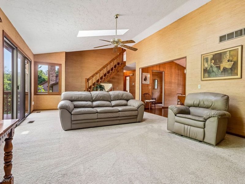 7045 Pinehill Road, Concord Township, OH 44077 Photo 6