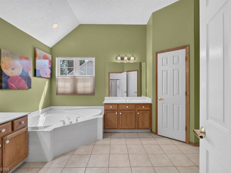 20828 Kylemore Drive, Strongsville, OH 44149 Photo 26