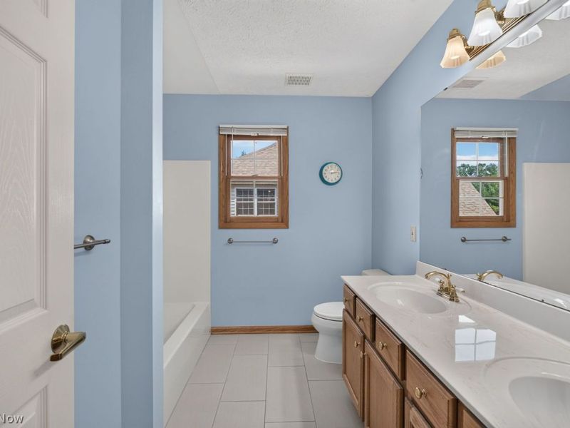 20828 Kylemore Drive, Strongsville, OH 44149 Photo 28