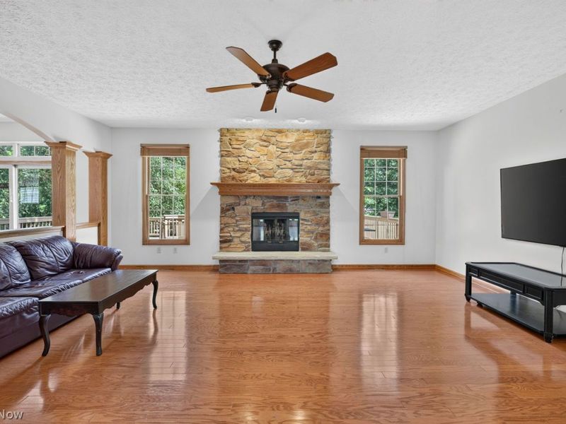 20828 Kylemore Drive, Strongsville, OH 44149 Photo 4