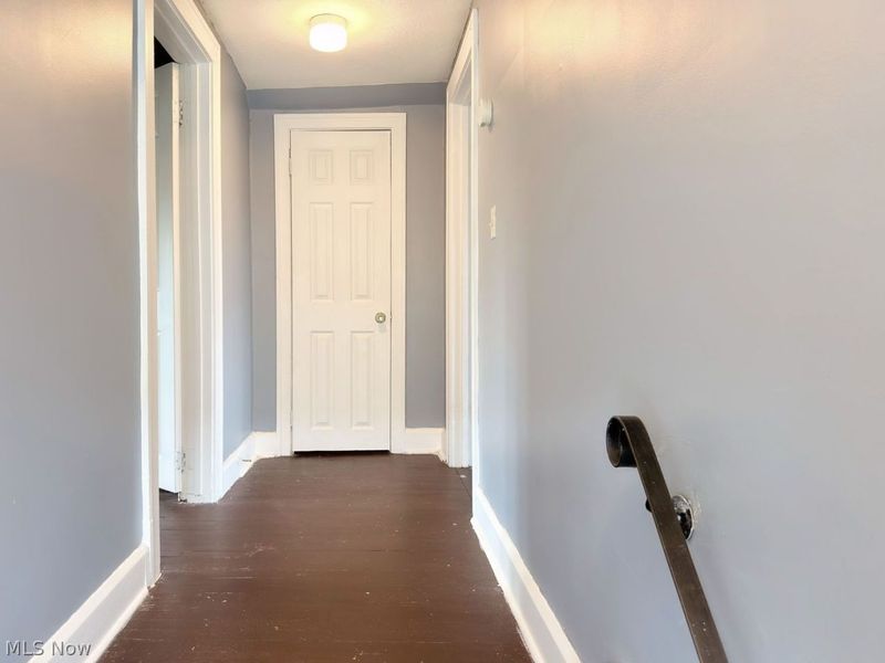 12721 North Road, Cleveland, OH 44111 Photo 20