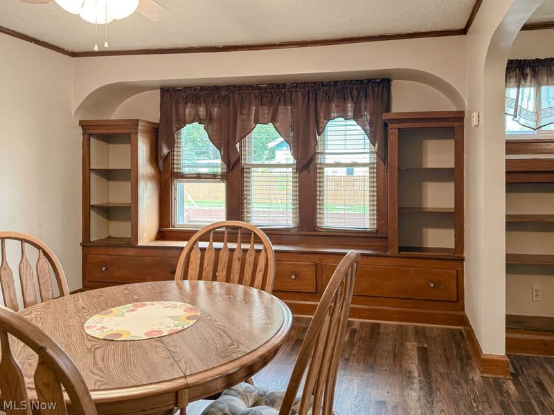 12721 North Road, Cleveland, OH 44111 Photo 9