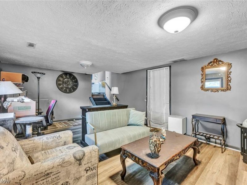 141 Pinewood Drive, Elyria, OH 44035 Photo 26