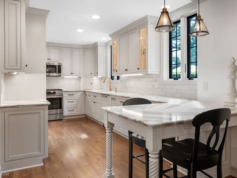 20772 Beach Cliff Boulevard, Rocky River, OH 44116 Photo 8