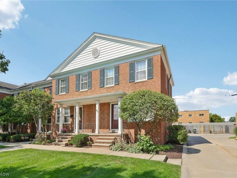 2664 Wooster Road, Rocky River, OH 44116 Photo 2