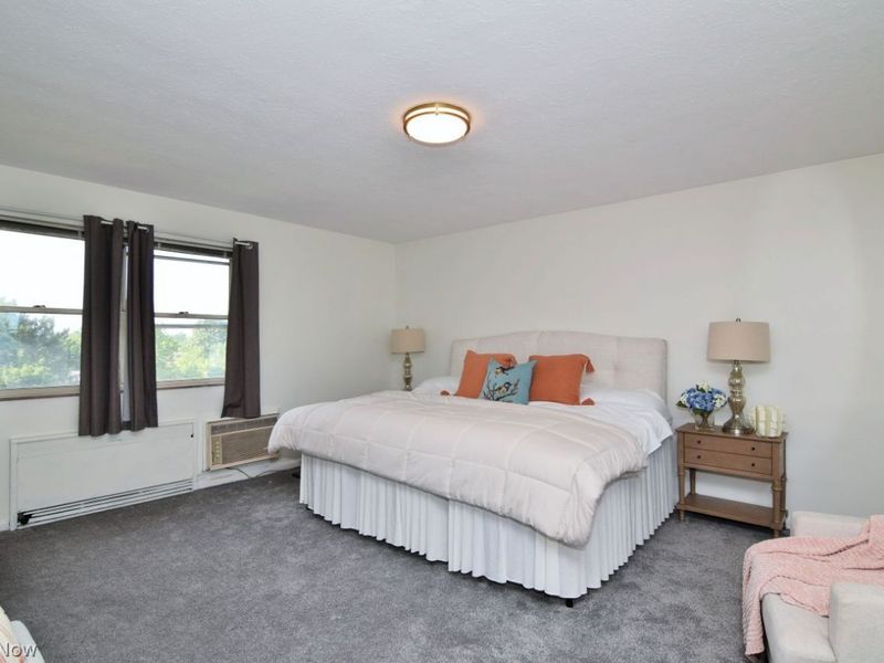13900 Shaker Boulevard, Unit 712, Cleveland, OH 44120 Photo 22