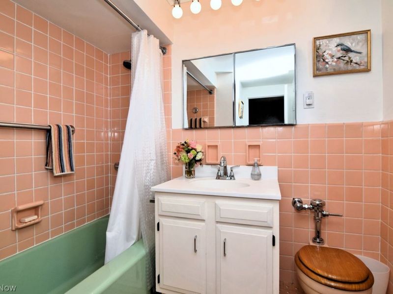 13900 Shaker Boulevard, Unit 712, Cleveland, OH 44120 Photo 25