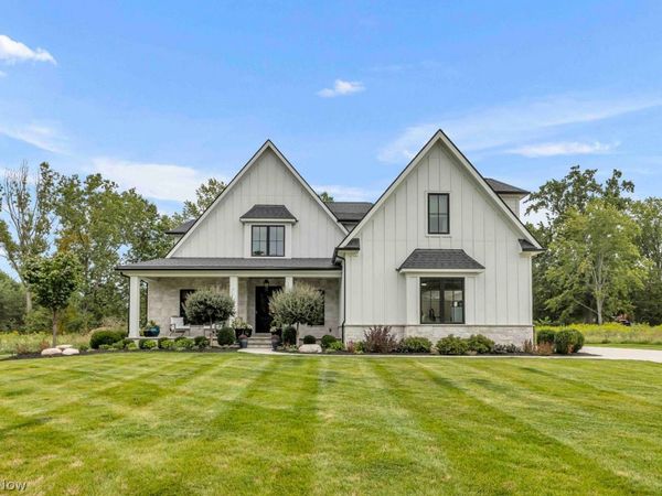 2145 Newbury Drive , Westlake, OH 44145