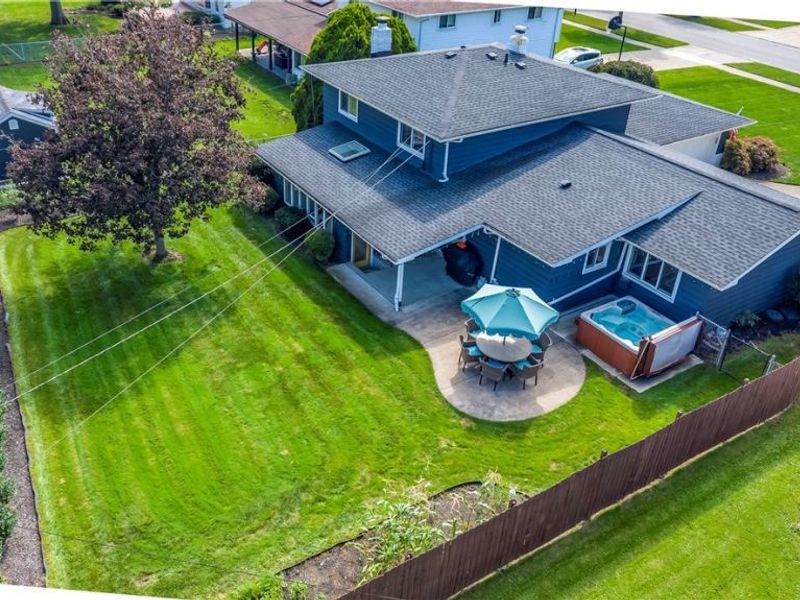 6027 Park Ridge Drive, North Olmsted, OH 44070 Photo 38
