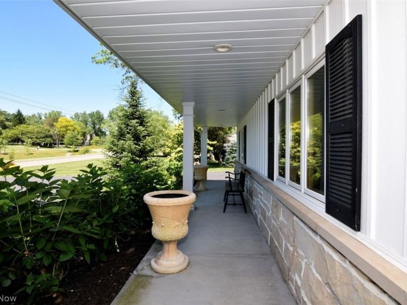 29926 Gates Mills Boulevard, Pepper Pike, OH 44124 Photo 3