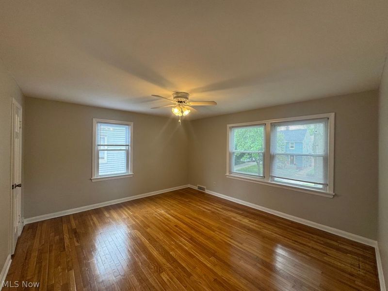 University Heights, OH 44118 Photo 12