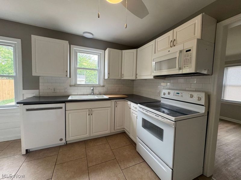 University Heights, OH 44118 Photo 3