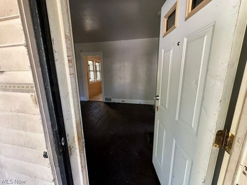 798 Wayside Road, Cleveland, OH 44110 Photo 2