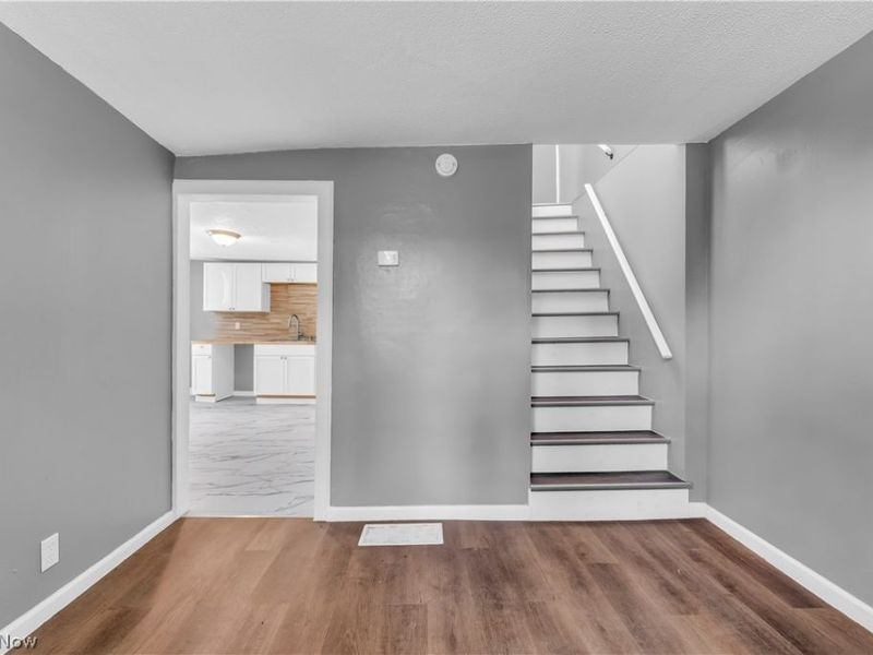 80 Egbert Road, Unit 1, Bedford, OH 44146 Photo 7