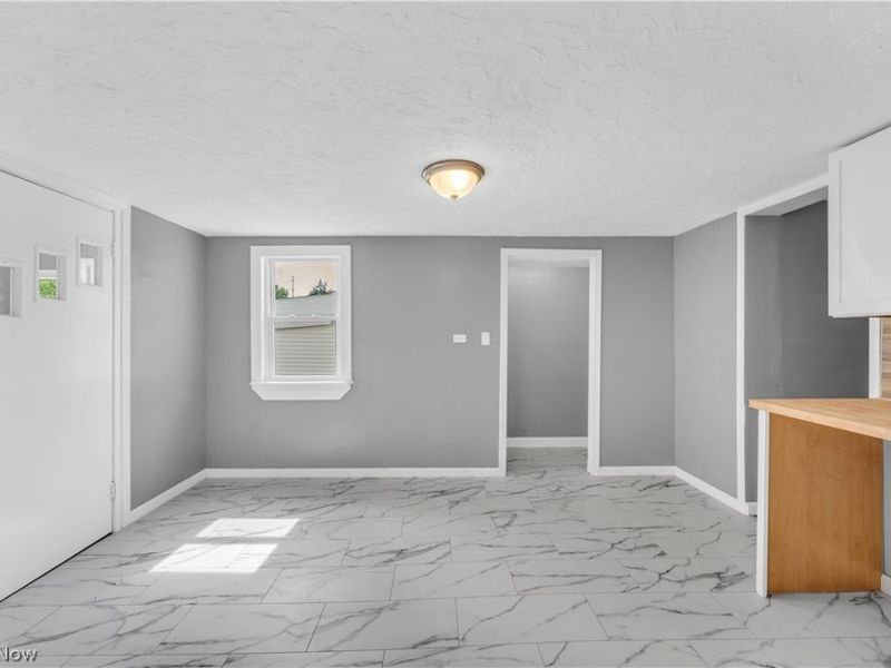 80 Egbert Road, Unit 2, Bedford, OH 44146 Photo 12