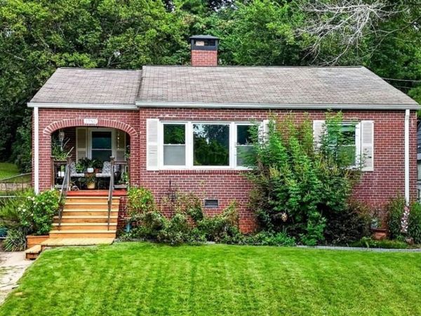 1755 Cascade Terrace SW, Atlanta, GA 30311