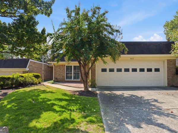 4413 Village Oaks Ridge, Atlanta, GA 30338